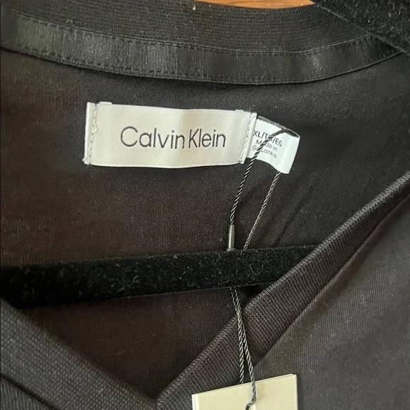 NWT Calvin Klein Men's Black Short Sleeve Tee Shirt - Picture 2 of 3